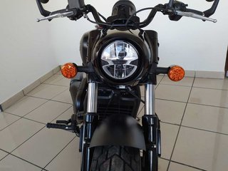 NUEVA INDIAN SCOUT BOBBER LIMITED + TECH 2026