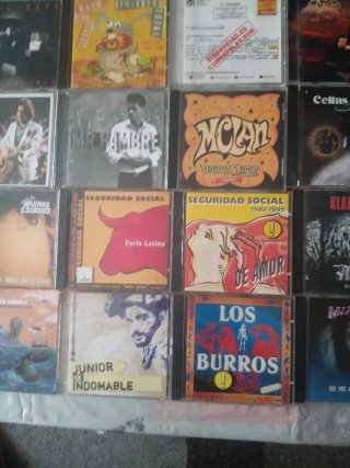 Lote 25 CDs Mojinos,Estopa,MClan, Killus,Mixtela
