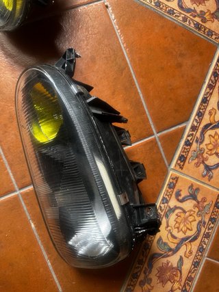 Faros Golf MK3 Amarillos
