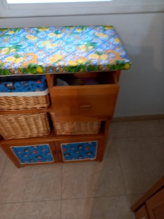 Mueble Plancha con Cestas Madera