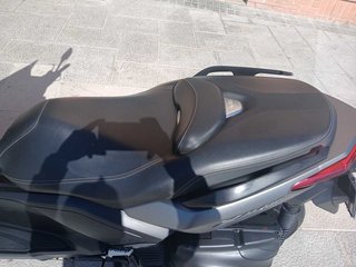 YAMAHA X-MAX 400
