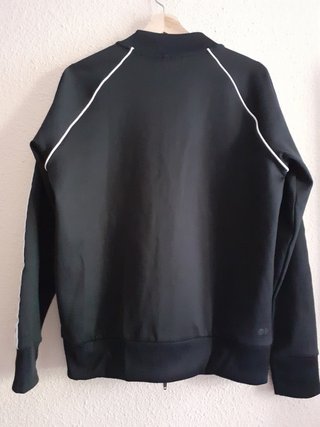 Sudadera Adidas Negra con Etiquetas