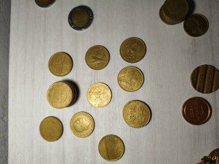 Monete, gettoni e medaglie di vari anni