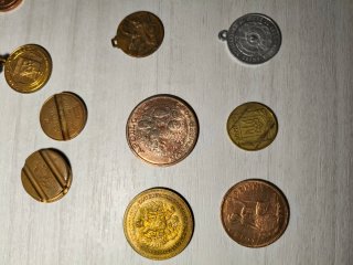 Monete, gettoni e medaglie di vari anni
