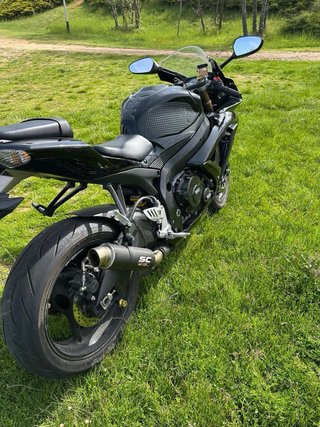 Suzuki GSX-R600 Negra