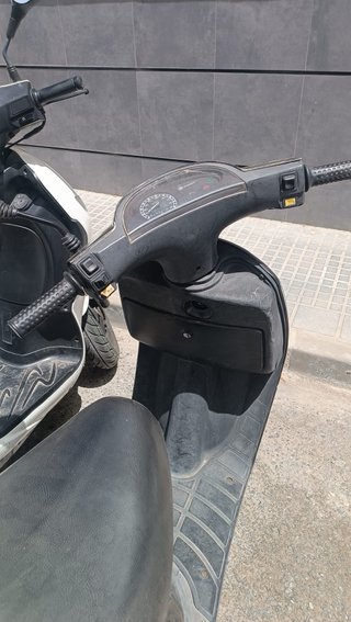 Piaggio Zip 50 Scooter Negra