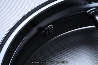 Llanta trasera TRIUMPH DAYTONA 675 2006 - 2012