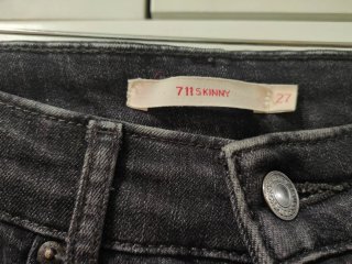 LEVI'S - Vaqueros grises mujer 711