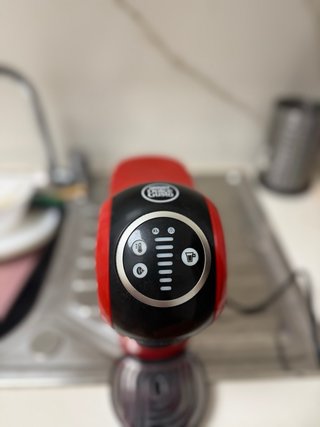 Cafetera Dolce Gusto Roja