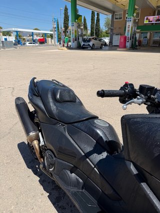 Yamaha TMAX 560 2024