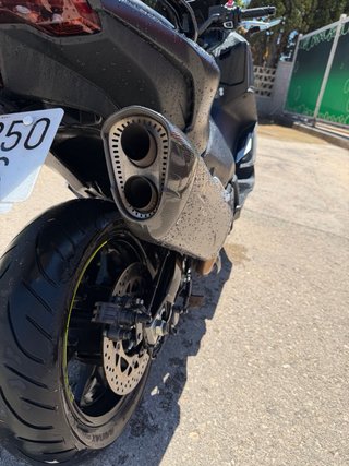 Yamaha TMAX 560 2024