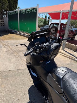 Yamaha TMAX 560 2024