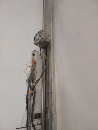 Guía y motores Manusa + central + sensor