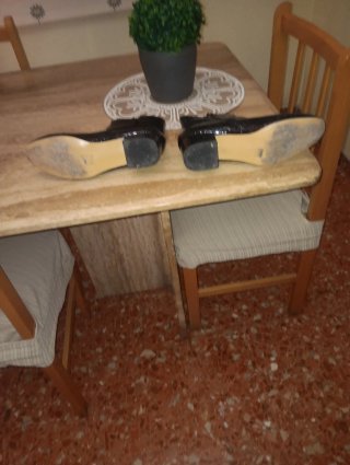Botines negros charol cremallera T40