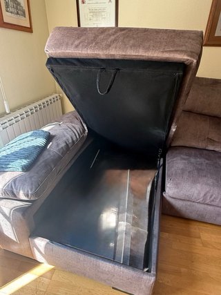 Sofá chaise longue marrón y azul