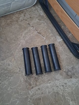 2 Camas 80x195 con Somier Metálico y Madera