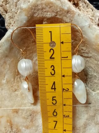 Pendientes Perlas Barrocas Agua Dulce Oro +de 1cm