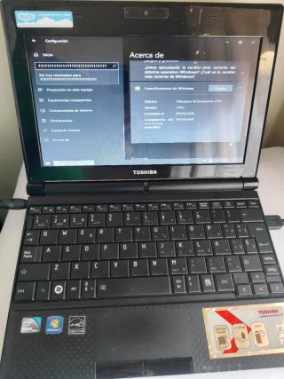 Toshiba NB500-12C-26B Portátil Negro