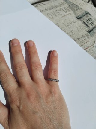 Anillo oro blanco con circonitas