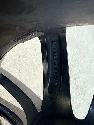 Llanta Audi A5 R19 8B3601025BA Negra