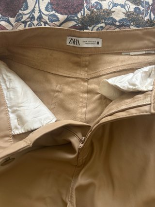 Pantalones Zara beige