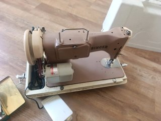 Máquina de coser Singer vintage