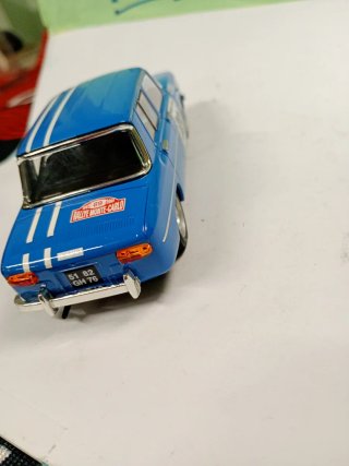 Scalextric Renault 8 Monte Carlo Ref 6316 leer