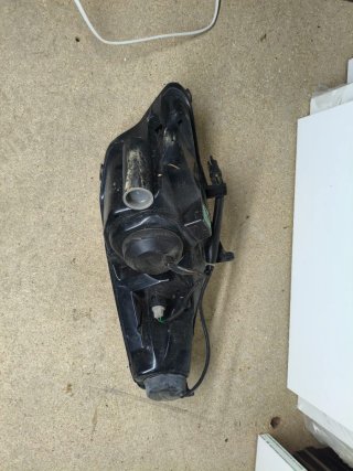 Faro Izquierdo Peugeot Satelis 125