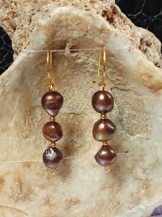 Pendientes Perlas Barrocas ChocolateOro agua dulce