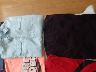 Consegna di abbigliamento per bambini taglia S