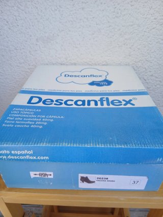 Botines de piel negros con tacón