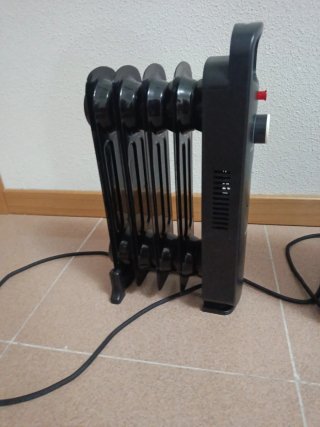 Radiador de aceite negro