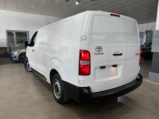 Toyota PROACE 2.0 BlueHDi 140 Business Shuttle (2022)