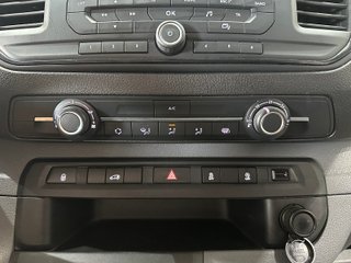 Toyota PROACE 2.0 BlueHDi 140 Business Shuttle (2022)