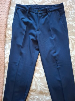 Traje azul Zara chico. Talla 44