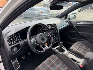 Volkswagen Golf VII Lim. GTI Performance