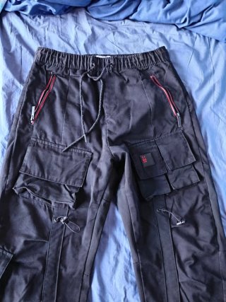 Pantalones cargo Bershka negros hombre