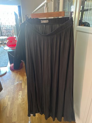 Falda Zara gris