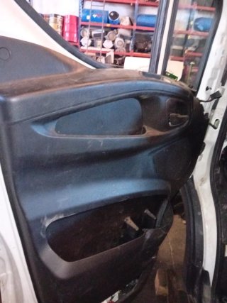 Iveco Furgoneta Blanca