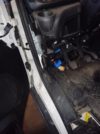 Iveco Furgoneta Blanca