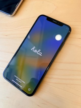 iPhone X 64GB Negro + 2 Fundas