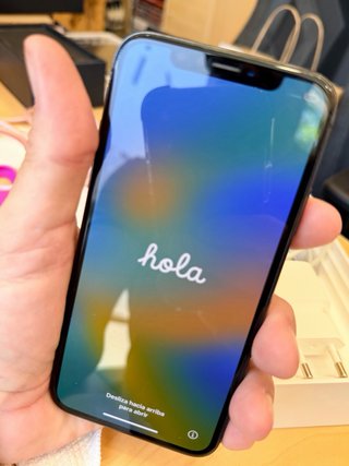 iPhone X 64GB Negro + 2 Fundas