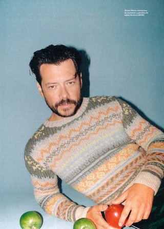Revista ICON JUDE LAW