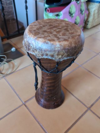 Tambor marroquí decorativo