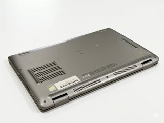 Dell Precision 3590 Intel Core Ultra 5 135H