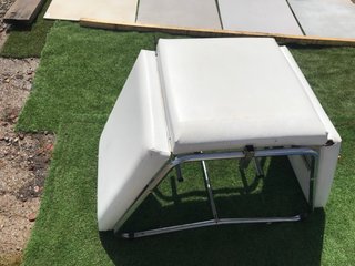 Vendo 2 Mesas de masaje