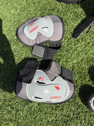 Patines Decathlon Talla 41 + Protecciones