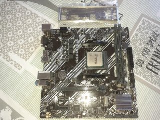 ASUS Prime A520M + Ryzen 5 4650G + Wraith Stealth
