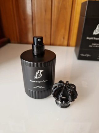 Bote vacío y Caja Perfume Stupid Sugar Daddy