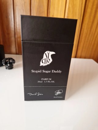 Bote vacío y Caja Perfume Stupid Sugar Daddy